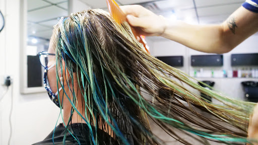 Beauty Salon «Snips Salon & Spa», reviews and photos, 5731 E Washington St, Indianapolis, IN 46219, USA