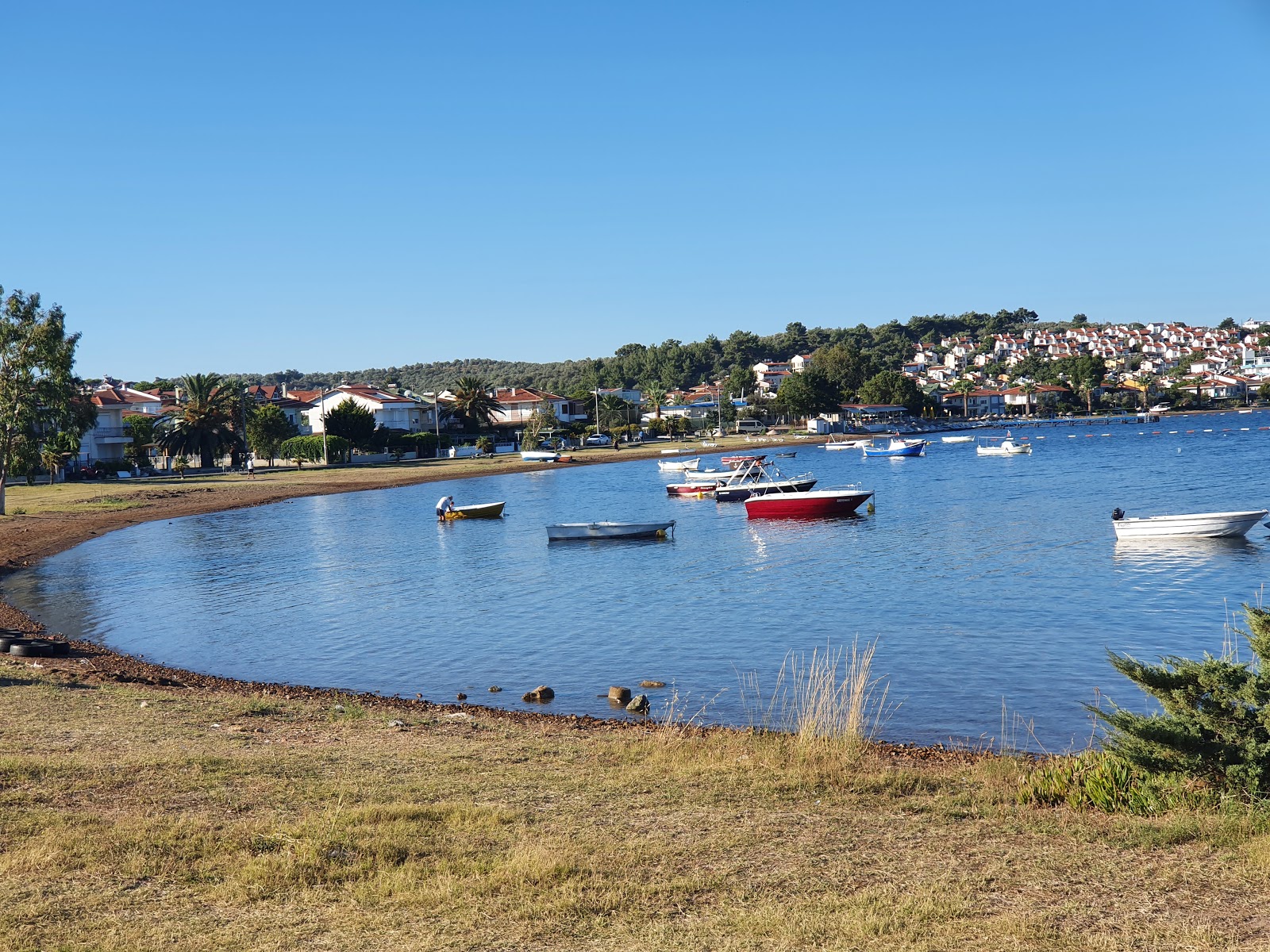 Ayvalik beach II'in fotoğrafı - rahatlamayı sevenler arasında popüler bir yer