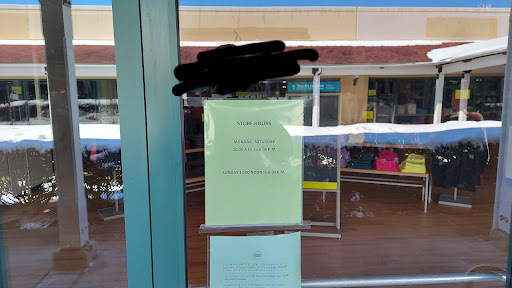 Clothing Store «Eddie Bauer Outlet», reviews and photos, 230 Outlet Village Blvd, Lebanon, TN 37090, USA