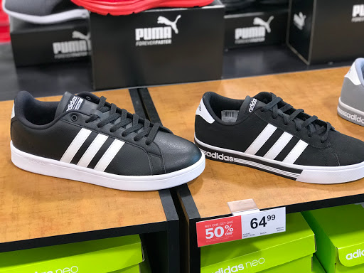 Shoe Store «Shoe Carnival», reviews and photos, 11176 Parkside Dr, Knoxville, TN 37934, USA