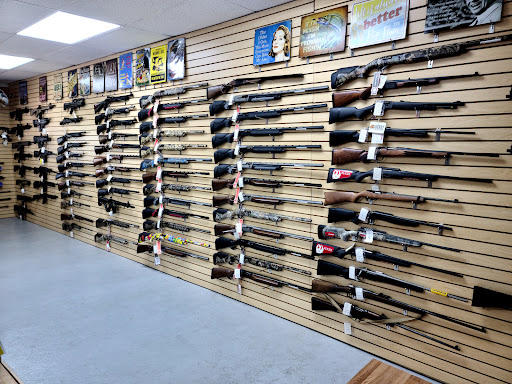 Sporting Goods Store «Buck Shot Sporting Goods», reviews and photos, 1606 IN-38, New Castle, IN 47362, USA