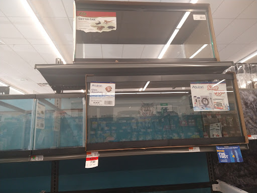 Pet Supply Store «Pet Supplies Plus», reviews and photos, 211 Golden Isles Plaza, Brunswick, GA 31520, USA