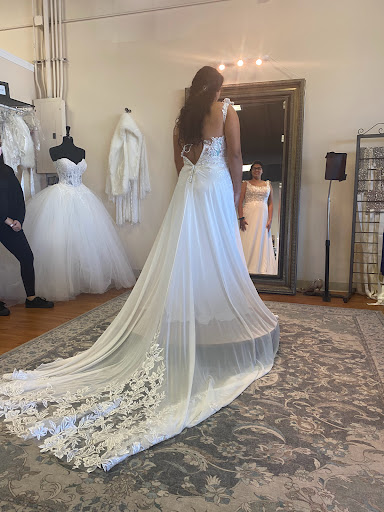 Bridal Shop «Amour Bridal», reviews and photos, 601 E Whitestone Blvd #408, Cedar Park, TX 78613, USA