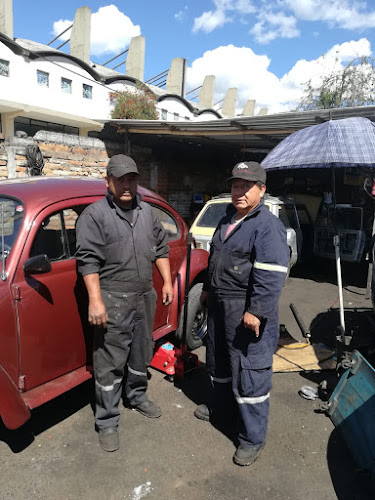 Automotriz Vochos Taller en Quito - Taller de reparación de automóviles