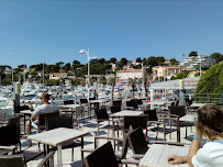 Atmosphère du Restaurant méditerranéen L'Amiral à Carry-le-Rouet - n°2