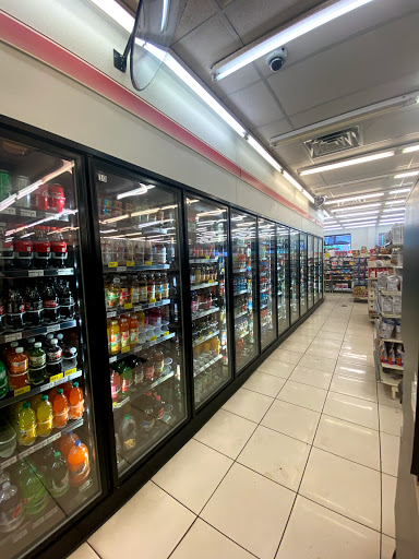 Convenience Store «7-Eleven», reviews and photos, 122 Bloomfield Ave, Bloomfield, NJ 07003, USA