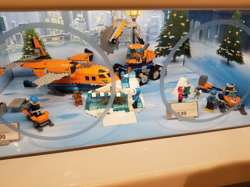 Toy Store «The LEGO Store», reviews and photos, 2500 N Mayfair Rd, Wauwatosa, WI 53226, USA