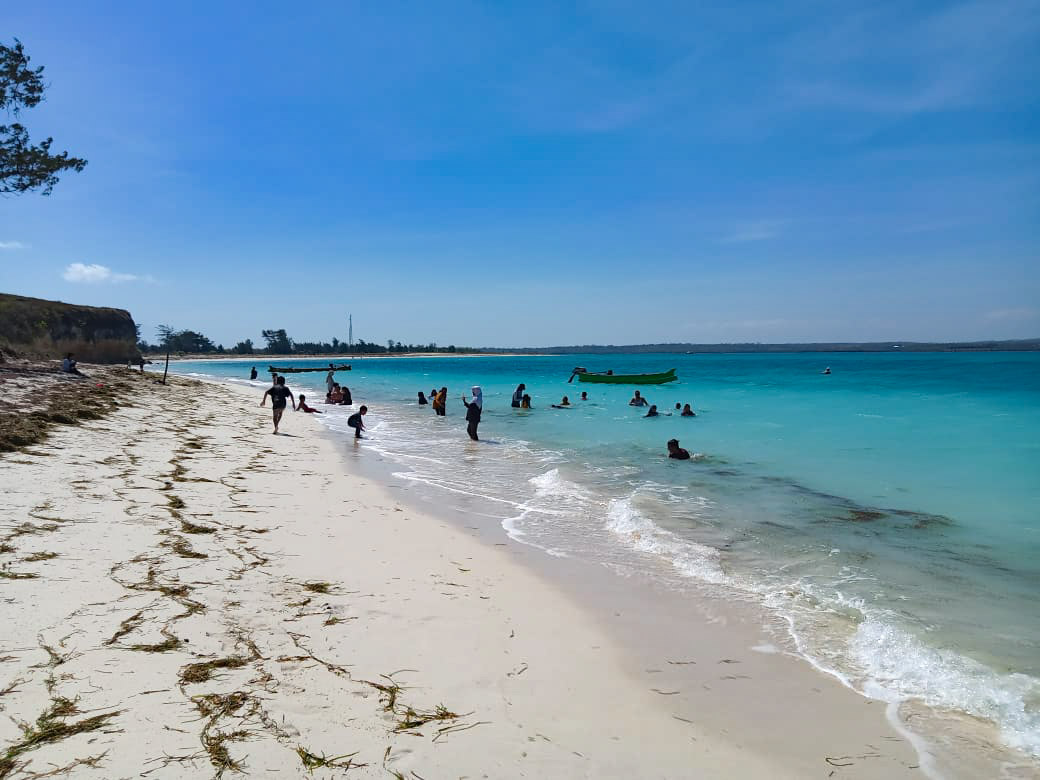 Galeri Beach'in fotoğrafı ve yerleşim
