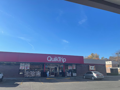 QuikTrip, 4720 Hamilton St, Omaha, NE 68132, USA, 