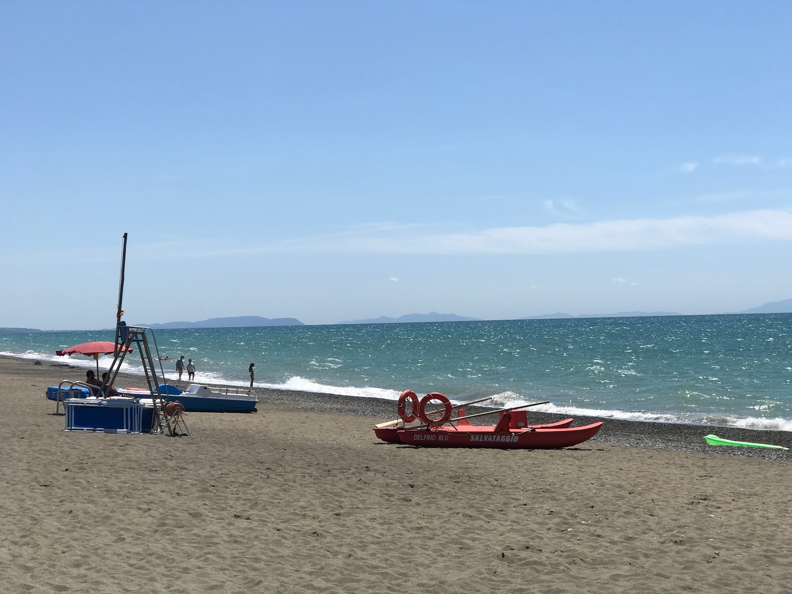 Foto de Marina Di Bibbona III con parcialmente limpio nivel de limpieza