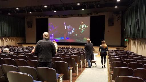 Community Center «Gorton Community Center», reviews and photos, 400 E Illinois Rd, Lake Forest, IL 60045, USA