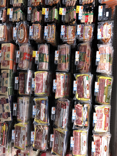 Grocery Store «Whole Foods Market», reviews and photos, 90 E Putnam Ave, Greenwich, CT 06830, USA