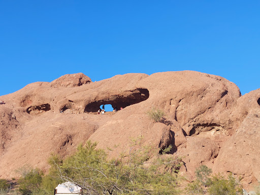 Papago Park Hole in the Rock Trail