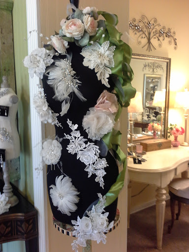 Bridal Shop «Bellissima Veils & Headpieces», reviews and photos, 8880 Cincinnati Dayton Rd, West Chester Township, OH 45069, USA