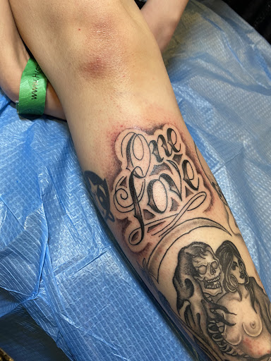 Explore small tattoo filler ideas, creative tattoo ideas in Brooklyn, available at Sixx Shades of Bleu