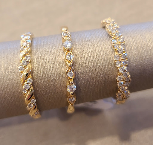 Jewelry Store «Jared The Galleria of Jewelry», reviews and photos, 729 W County Line Rd, Greenwood, IN 46142, USA