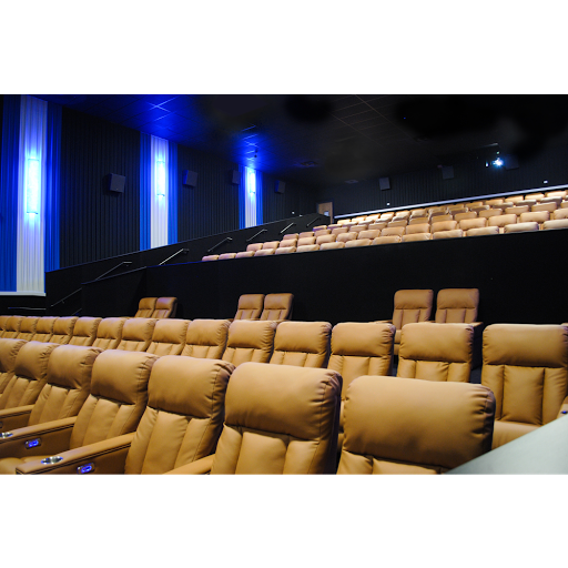 Movie Theater «Cinema 7 Classic Cinemas», reviews and photos, 101 Duvick Ave, Sandwich, IL 60548, USA