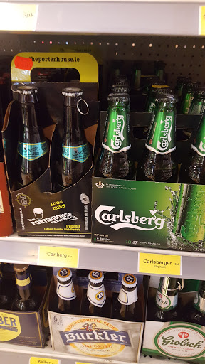 Liquor Store «Twinsburg Beer Wine & Liquor», reviews and photos, 9224 Darrow Rd, Twinsburg, OH 44087, USA