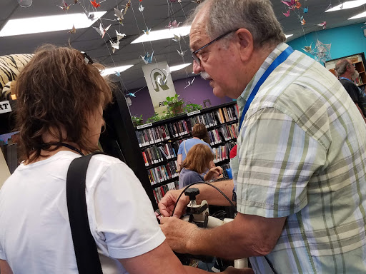 Used Book Store «Recycled Reads Bookstore, Austin Public Library», reviews and photos