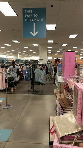 Department Store «Nordstrom Rack Bergen Town Center», reviews and photos, 510 Bergen Town Center, Paramus, NJ 07652, USA
