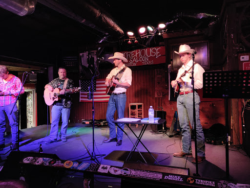 Bar «Firehouse Saloon and Badlands Radio», reviews and photos, 5930 Southwest Fwy, Houston, TX 77057, USA