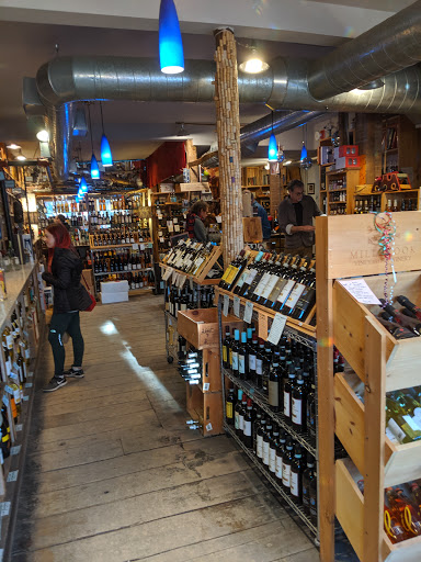 Liquor Store «Rhinebeck Wine & Liquor Store», reviews and photos, 41 E Market St # 1, Rhinebeck, NY 12572, USA