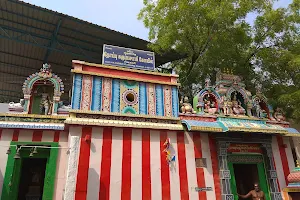 Arulmigu Thoppu Karuppasamy Kovil image