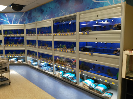 Pet Supply Store «PetSmart», reviews and photos, 5418 E 41st St, Tulsa, OK 74135, USA