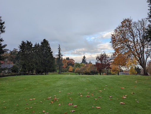 Golf Course «Oakway Golf Course», reviews and photos, 2000 Cal Young Rd, Eugene, OR 97401, USA