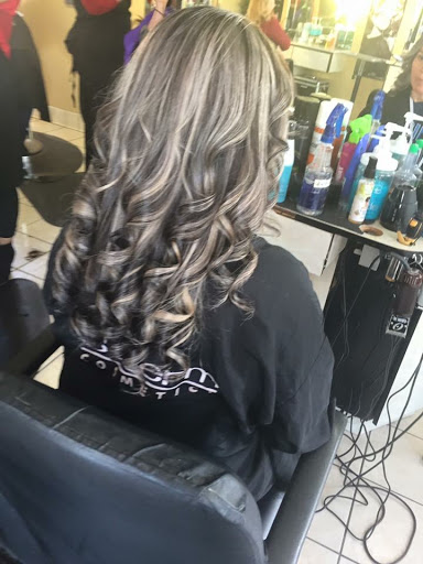 Beauty Salon «Magic Beauty Salon», reviews and photos, 861 N Lake Ave, Pasadena, CA 91104, USA