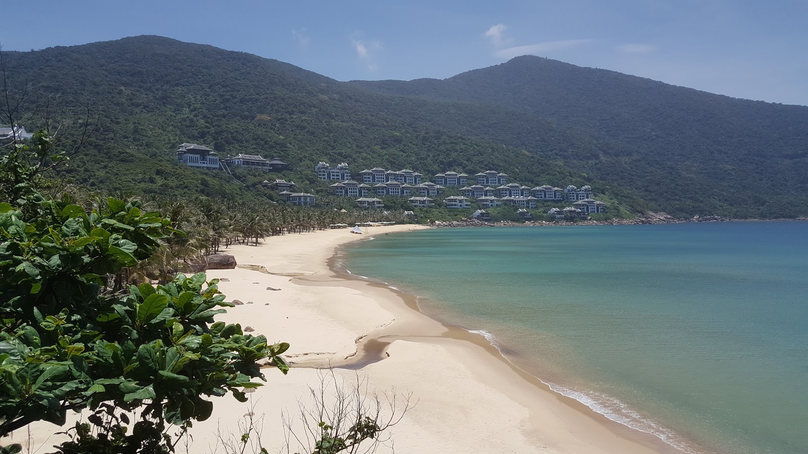 North Beach'in fotoğrafı uçurumlarla desteklenmiş