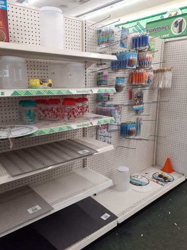 Dollar Store «Dollar Tree», reviews and photos, 10 Gooding Ave, Bristol, RI 02809, USA