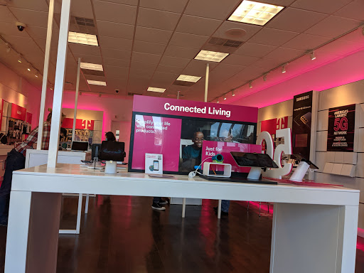 Cell Phone Store «T-Mobile», reviews and photos, 805 Patton Ave, Asheville, NC 28806, USA