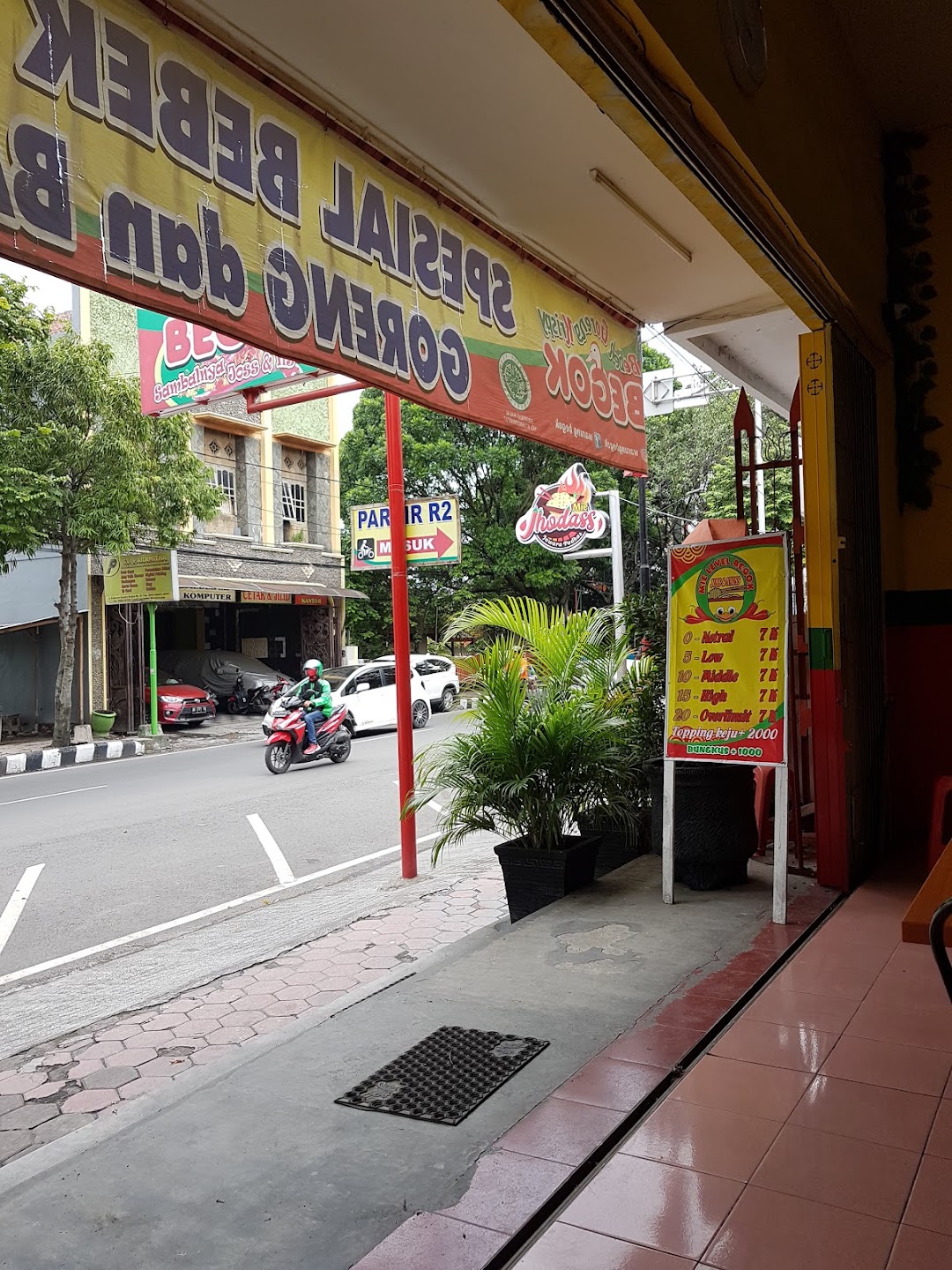BEGOK Bebek Goreng Krispy, PK Bangsa Kediri Kota