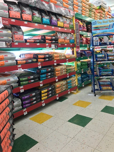 Pet Supply Store «Pet Supplies Plus», reviews and photos, 3100 Manchester Rd, Akron, OH 44319, USA