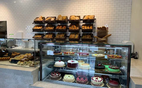YAVA Bakery image