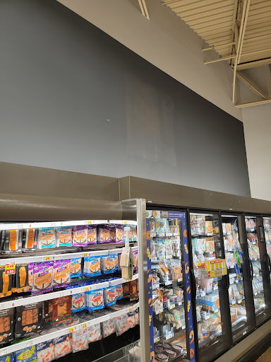 Shopping Mall «Poplar Plaza Shopping Center», reviews and photos, 3440 Poplar Ave, Memphis, TN 38111, USA