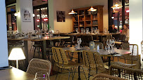 Atmosphère du Restaurant Amafolia - Brasserie Méditerranéenne Balma - n°10