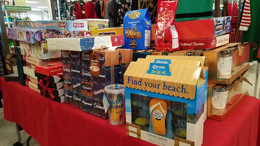 Clothing Store «Ross Dress for Less», reviews and photos, 8095 Stonewall Shops Square, Gainesville, VA 20155, USA