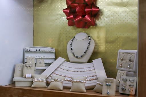 Jewelry Store «Classic Designs Jewelry», reviews and photos, 24260 Valencia Blvd, Valencia, CA 91355, USA