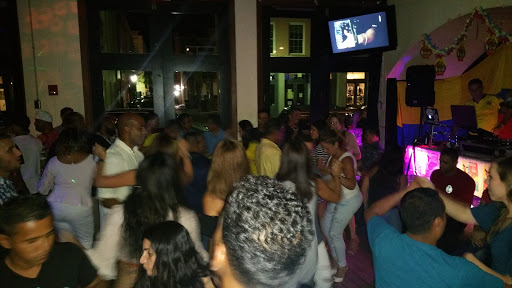 Brewery «Lagunitas Charleston Taproom and Beer Sanctuary», reviews and photos, 161 E Bay St, Charleston, SC 29401, USA