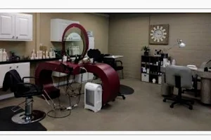 Business Sold/ All About You Salon Suites/Groveport image