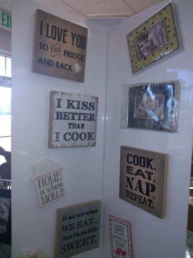 Doctor «H & S Pharmacy of Chapel Hill», reviews and photos, 4708 Nashville Hwy, Chapel Hill, TN 37034, USA