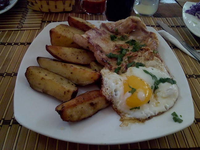 Restaurante kumey illaf - Los Álamos