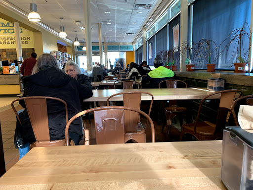 Grocery Store «Whole Foods Market», reviews and photos, 647 Washington St, Newton, MA 02458, USA