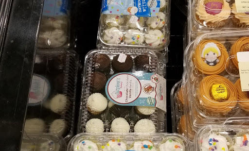 Grocery Store «Jewel-Osco», reviews and photos, 13200 Village Green Dr, Huntley, IL 60142, USA