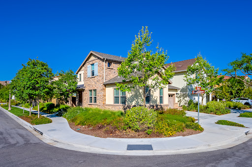 Jessica Hong, REALTOR - Hong Real Estate Group image