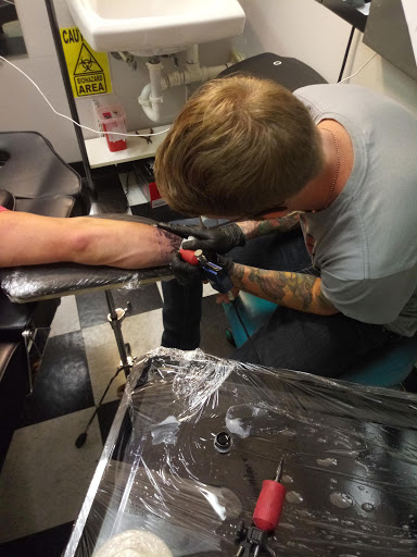 Tattoo Shop «Chrome Halo Tattoo & Body Piercing», reviews and photos, 517 W Main St, Murfreesboro, TN 37129, USA