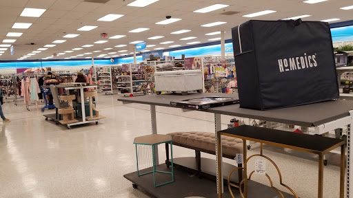 Clothing Store «Ross Dress for Less», reviews and photos, 2180 MacArthur Rd, Whitehall, PA 18052, USA