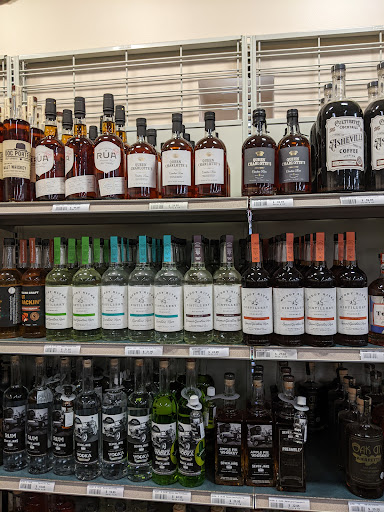 Liquor Store «Mecklenburg County ABC Store #27», reviews and photos, 1426-B S Tryon St, Charlotte, NC 28203, USA